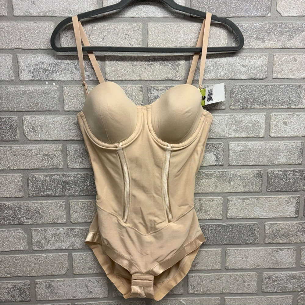 Maidenform Ultra Firm Shapewear with Convertible Bra size 36B
